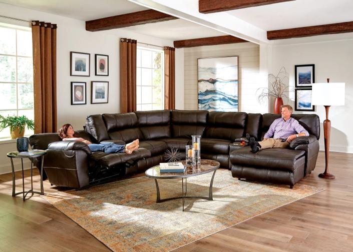 Top grain Italian leather with ALL of the bells & whistles! Power recline, Power headrest, Power lumbar, and AIR massage! The Maldini also features USB plugs on the end of all remotes, as well as Plug-Ins in the center console! This is a DREAM!